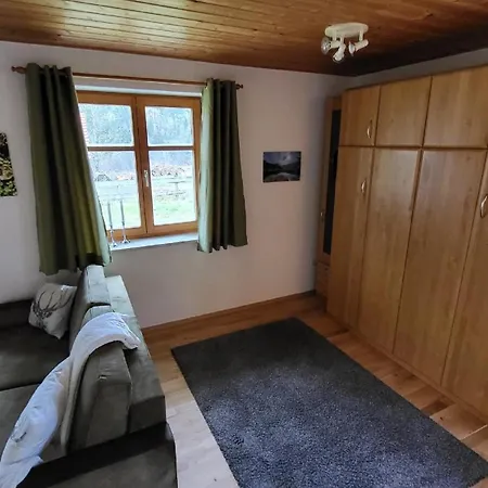 Osser Woid Apartman *